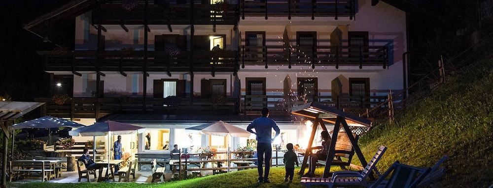 Hotel La Montanara Предаццо Экстерьер фото